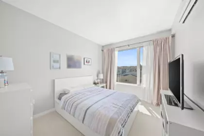 412 9399 Odlin Road, Richmond, BC, Richmond — Apartment/Condo for sale