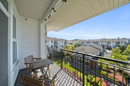 Office / Den Photo of 412 9399 Odlin Road, Richmond, BC