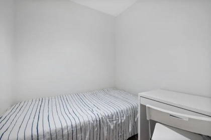 Primary Bedroom Photo of 1103 1010 Richards Street, Vancouver, BC