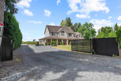 Primary Bedroom Photo of 1189 Gladwin Road, Abbotsford, BC