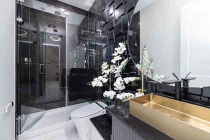 Powder Room Photo of 1421 Barberry Drive, Port Coquitlam, BC