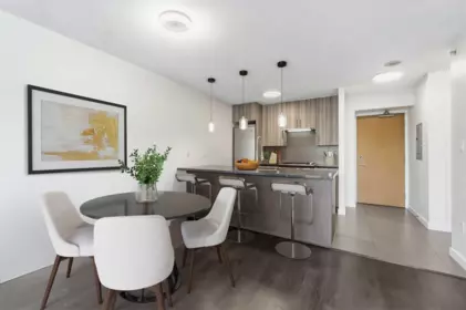 Kitchen Island Photo of 706 2982 Burlington Drive, Coquitlam, BC