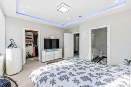 Basement Recreation Room Photo of 19247 71 Avenue, Surrey, BC