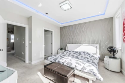 Hallway Photo of 19247 71 Avenue, Surrey, BC