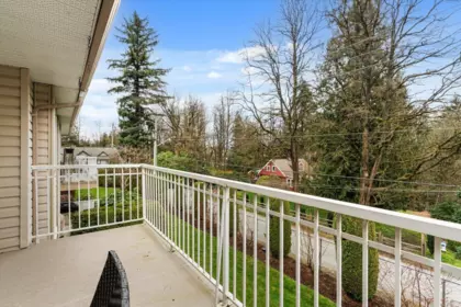 Backyard Photo of 54 3110 Trafalgar Street, Abbotsford, BC