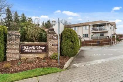 Hot Tub / Spa Photo of 54 3110 Trafalgar Street, Abbotsford, BC