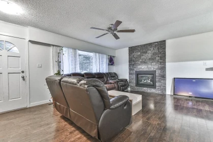 23740 Fraser Highway, Langley, BC, Langley — Single Family Residence for sale