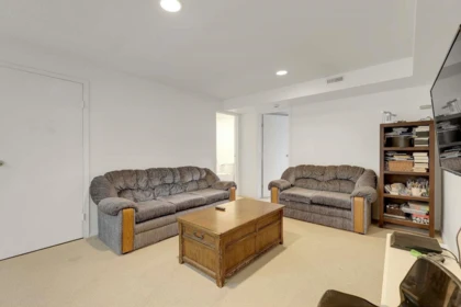 Basement Recreation Room Photo of 6650 258 Street, Langley, BC