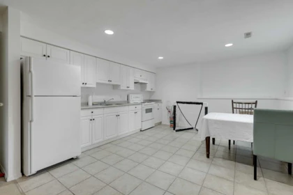 Laundry Room Photo of 6650 258 Street, Langley, BC