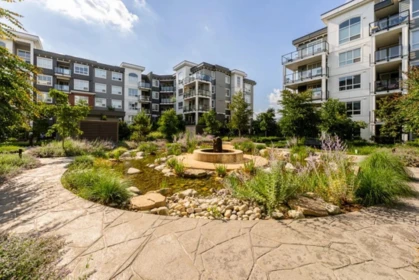 Garden / Landscaping Photo of 3415 2180 Kelly Avenue, Port Coquitlam, BC