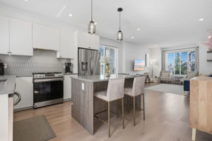 Kitchen Island Photo of 39 14355 62 Avenue, Surrey, BC