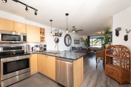 312 3136 St Johns Street, Port Moody, BC, Port Moody — Apartment/Condo for sale