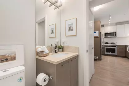 Hallway Photo of 206 28 E Royal Avenue, New Westminster, BC