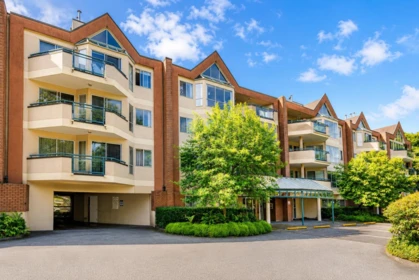 252 8600 Lansdowne Road, Richmond, BC, Richmond — Apartment/Condo for sale