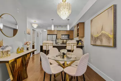 Breakfast Nook Photo of 335 2233 Mckenzie Road, Abbotsford, BC