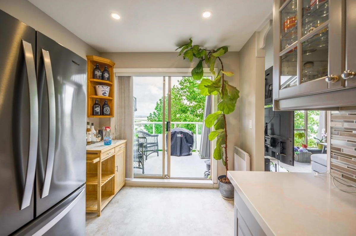 Family Room Photo of 309 48 Richmond Street, New Westminster, BC