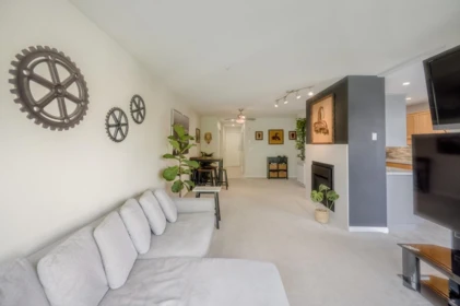 Breakfast Nook Photo of 309 48 Richmond Street, New Westminster, BC