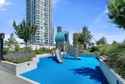 Garden / Landscaping Photo of 2801 2381 Beta Avenue, Burnaby, BC