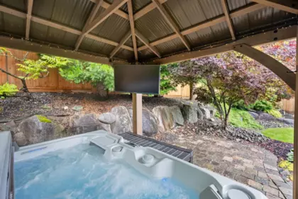 Hot Tub / Spa Photo of 3887 Angus Crescent, Abbotsford, BC