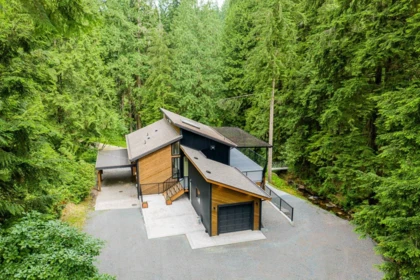 Backyard Photo of 30613 Keystone Avenue, Mission, BC