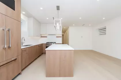 Kitchen Photo of 2 1845 E 51st Avenue, Vancouver, BC