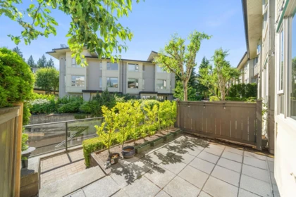131 9229 University Crescent, Burnaby, BC, Burnaby — Townhouse for sale
