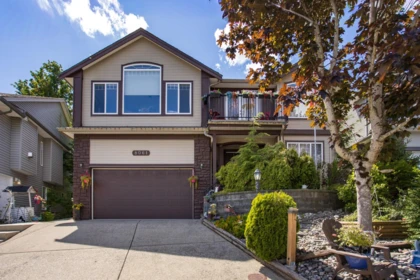 8061 Topper Drive, Mission, BC, Mission — Single Family Residence for sale