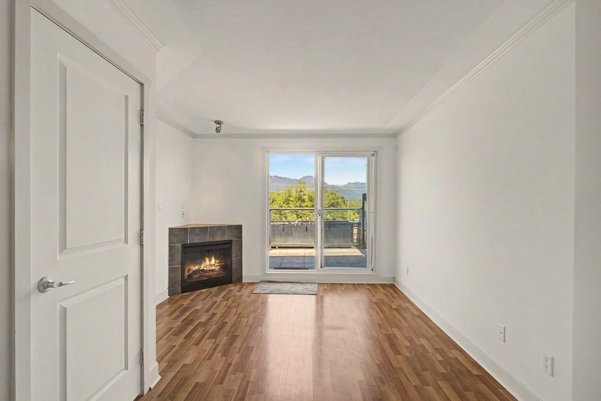 Living Room Photo of PH18 2265 E Hastings Street, Vancouver, BC