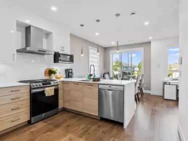 10 7177 194a Street, Surrey, BC, Surrey — Townhouse for sale