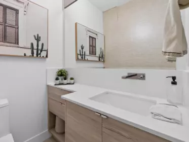 Primary Bathroom Photo of 10 7177 194a Street, Surrey, BC