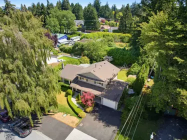 Garden / Landscaping Photo of 856 55a Street, Delta, BC