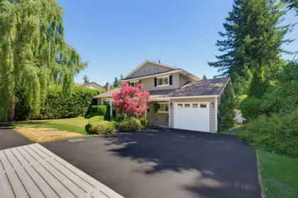 Outdoor Kitchen Photo of 856 55a Street, Delta, BC