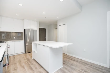 Primary Bathroom Photo of 202 615 Cottonwood Avenue, Coquitlam, BC
