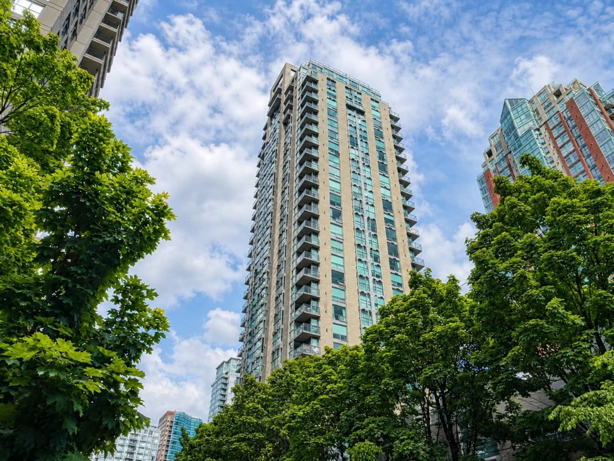 Exterior Rear Photo of 1702 928 Richards Street, Vancouver, BC