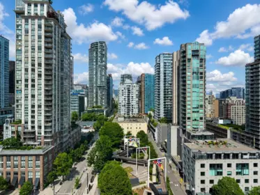 1702 928 Richards Street, Vancouver, BC, Vancouver — Apartment/Condo for sale