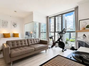 1702 928 Richards Street, Vancouver, BC, Vancouver — Apartment/Condo for sale
