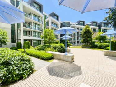 1305 3533 Ross Drive, Vancouver, BC, Vancouver — Apartment/Condo for sale