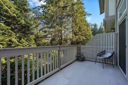 Front Yard Photo of 10 1 Aspenwood Drive, Port Moody, BC
