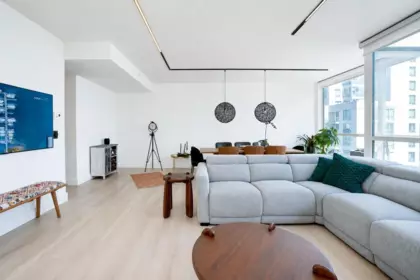 Breakfast Nook Photo of 1909 1239 W Georgia Street, Vancouver, BC