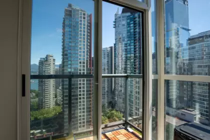 Office / Den Photo of 1909 1239 W Georgia Street, Vancouver, BC