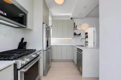 Pantry Photo of 1909 1239 W Georgia Street, Vancouver, BC