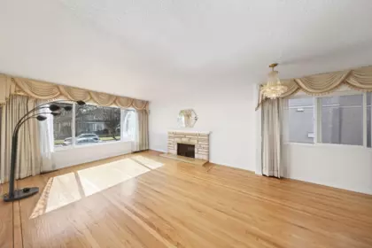 3571 E 46th Avenue, Vancouver, BC, Vancouver — Single Family Residence for sale