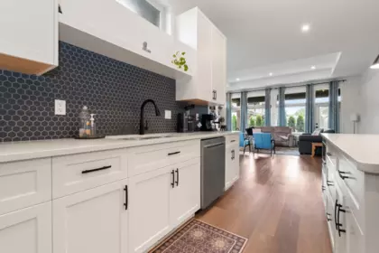 Kitchen Island Photo of 13 45875 South Sumas Road, Chilliwack, BC