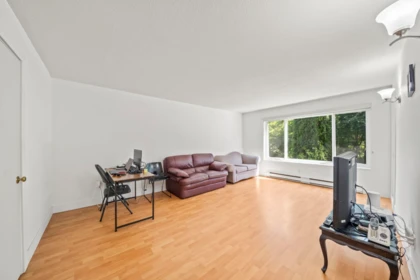 Kitchen Island Photo of 204 3883 Laurel Street, Burnaby, BC