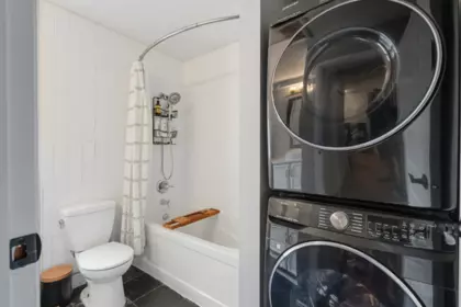 Laundry Room Photo of 140 27456 32 Avenue, Langley, BC