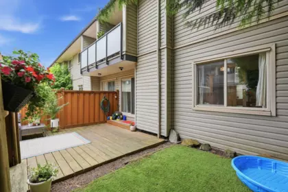 Outdoor Deck Photo of 140 27456 32 Avenue, Langley, BC