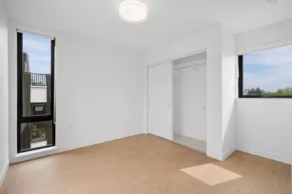 Powder Room Photo of 221 2820 Nanaimo Street, Vancouver, BC