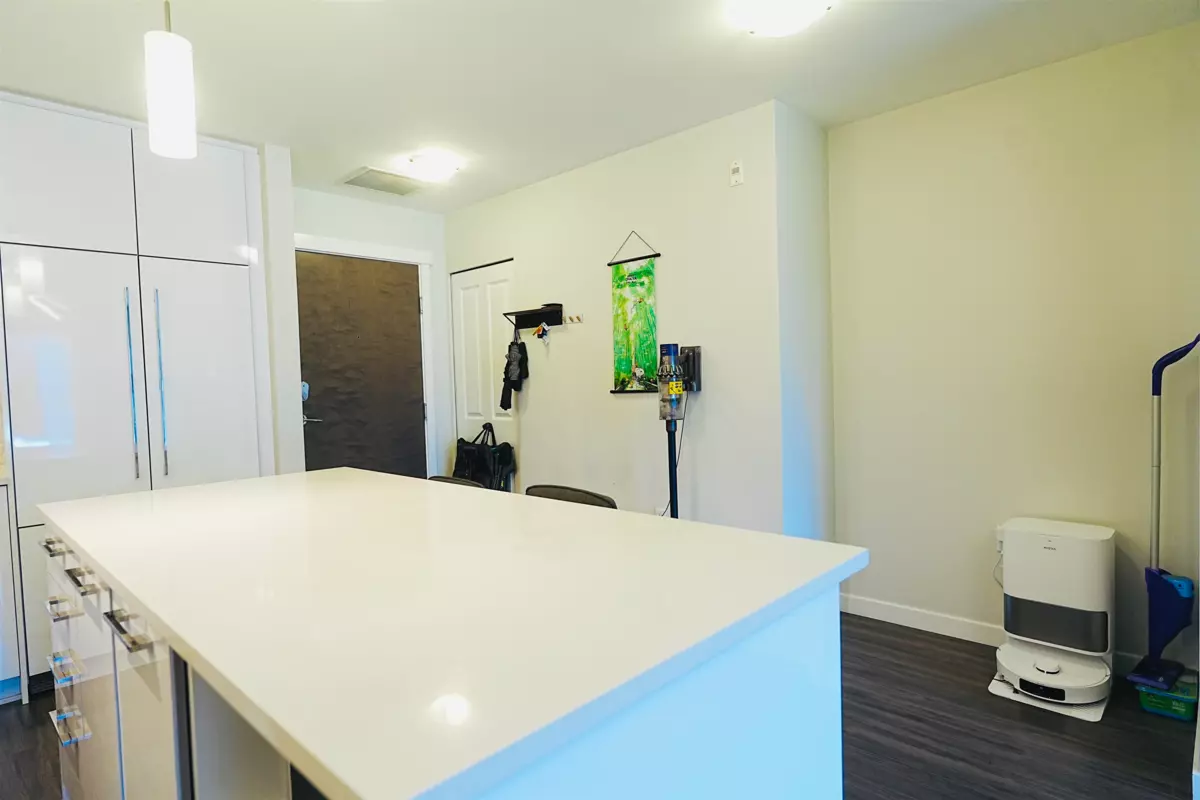Dining Area Photo of 225 9551 Alexandra Road, Richmond, BC