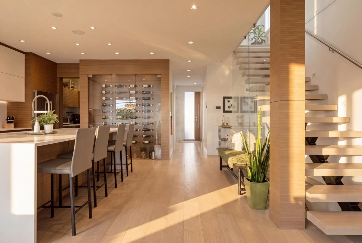 Dining Area Photo of 351 W 28th Street, North Vancouver, BC