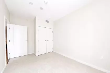 Primary Bathroom Photo of 812 8688 Hazelbridge Way, Richmond, BC